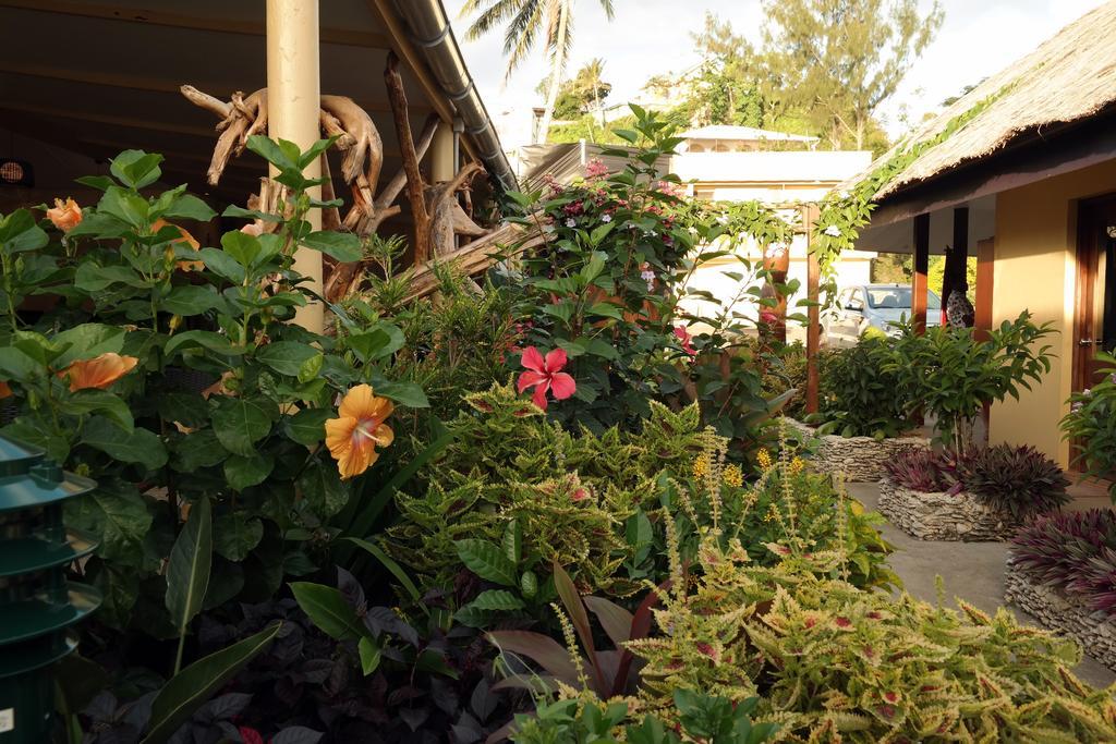 פורט וילה Moorings Hotel מראה חיצוני תמונה